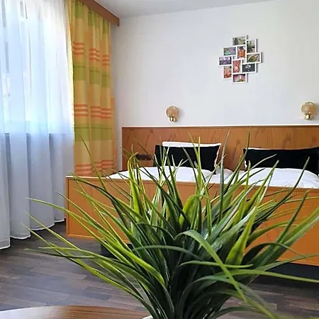 Anders Hotel